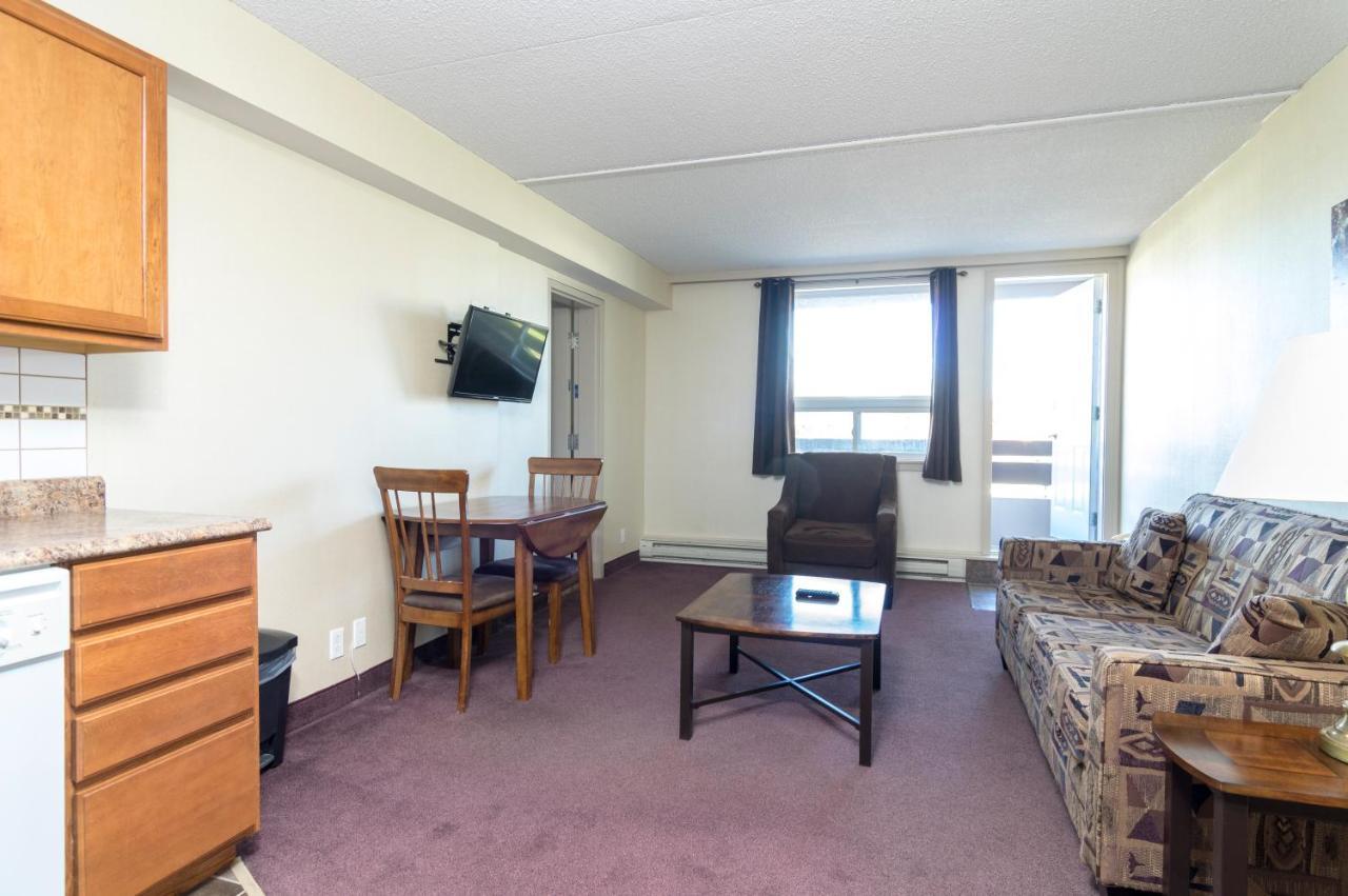 Irving West Hotel Gander Eksteriør billede